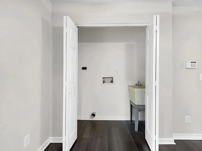 10203 Storm Dr — Photo 20
