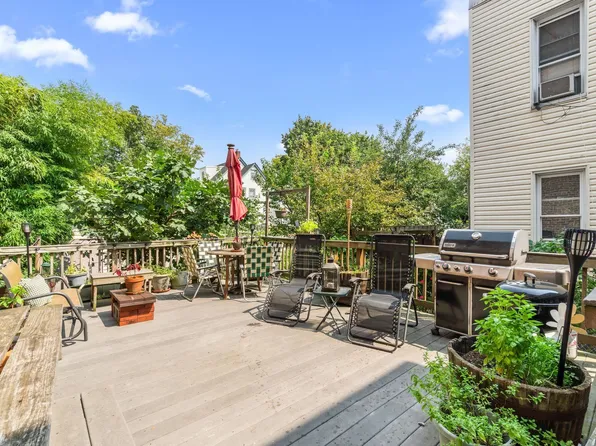 38 Gautier Avenue image 27 of 42