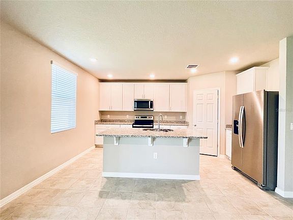 4th image of 564 Sun Warbler Way