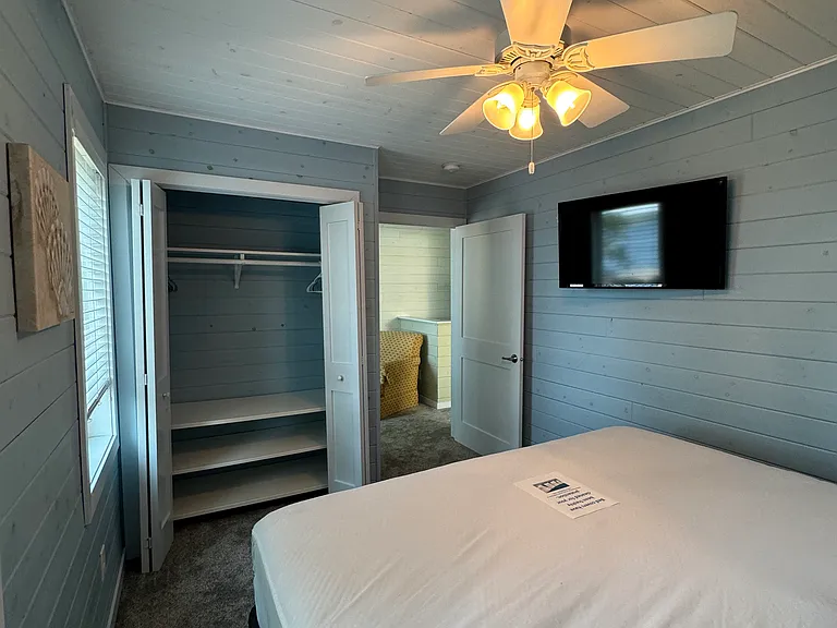 2704 Latoka Lodge Rd SW #3 — Photo 6