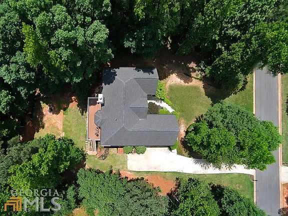 4th image of 140 Abner Dr