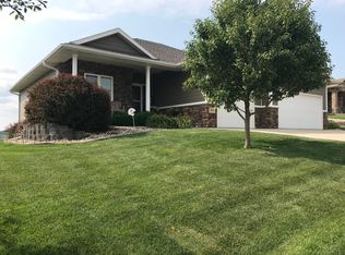 3311 Glen Ellen Rd, Sioux City, IA 51106