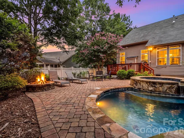 4006 Hickory View Dr, Indian Land, SC 29707