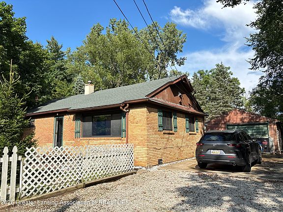 3rd image of 4690 Cornell Rd