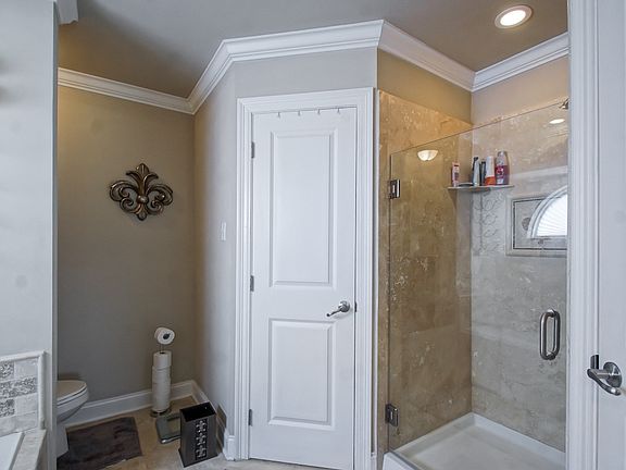 3rd image of 3520 Despaux Dr