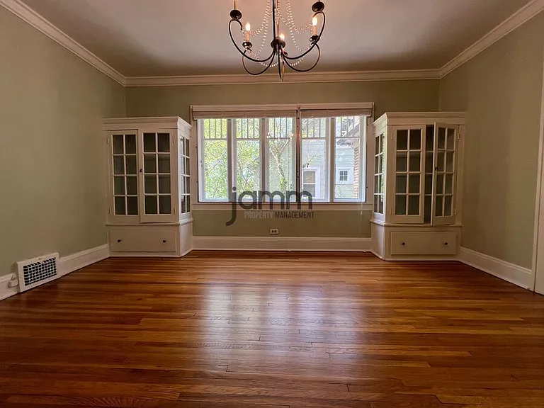 3232 Clarendon Rd — Photo 10