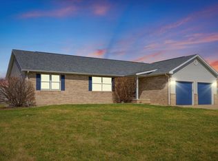 12851 Kickapoo Park Rd, Oakwood, IL 61858