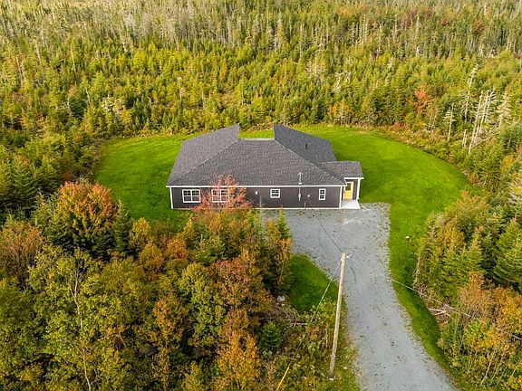 2nd image of 4606 Clam Harbour Rd