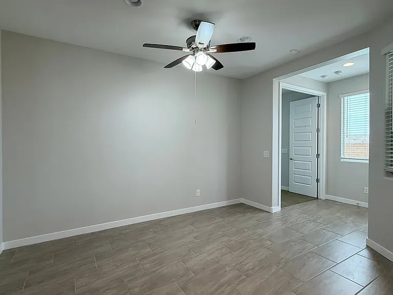 1614 W Corral Rd — Photo 14