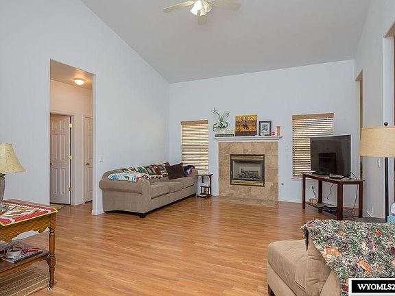 3rd image of 1100 Jaidyn Dr