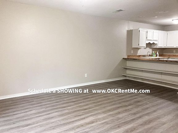 5th image of 8124 Stonebrook Dr