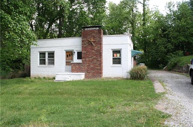 1st image of 9 Shawn Dr