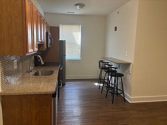 4th image of 3836 Spring Garden St APT 21