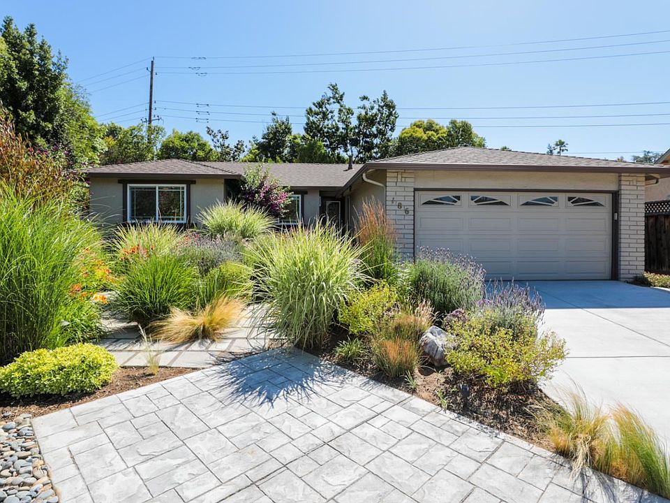 1st image of 186 Sun Blossom Dr