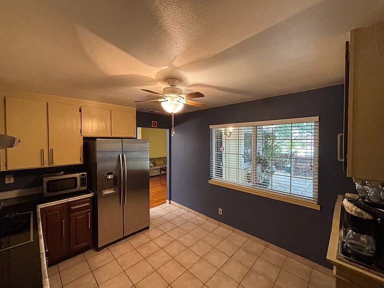 1700 Mahogany Way — Photo 9