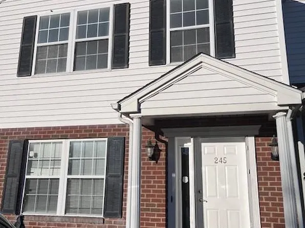 245 Bronze Leaf Dr, Christiansburg, VA 24073