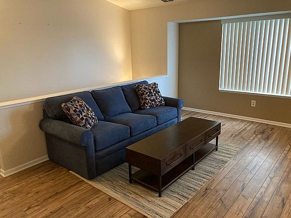 5th image of 27786 Harrison Woods Ln
