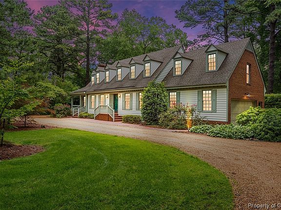 3rd image of 220 Jethro Ln