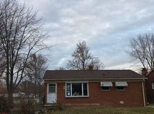 897 Livermore Ln, Elyria, OH 44035