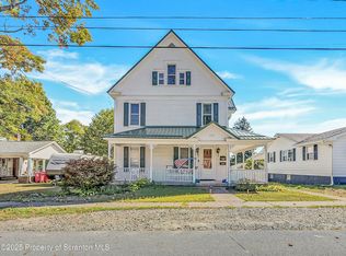 712 Lincoln Ave, Jermyn, PA 18433