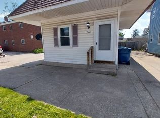 218 S Saint Clair St, Painesville, OH 44077
