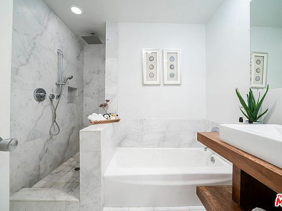 4th image of 645 Westmount Dr