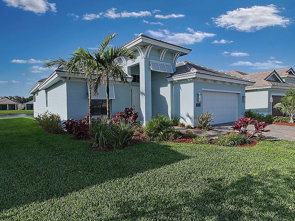 2nd image of 12347 SW Sunset Lake Ln