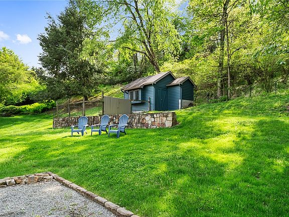 5th image of 3932 Laurel Oak Cir