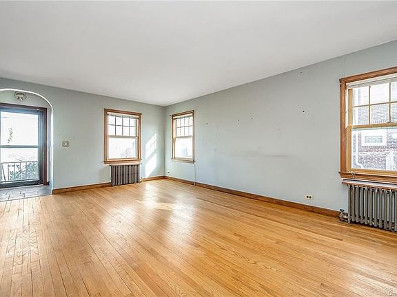 4th image of 45 Albemarle Pl
