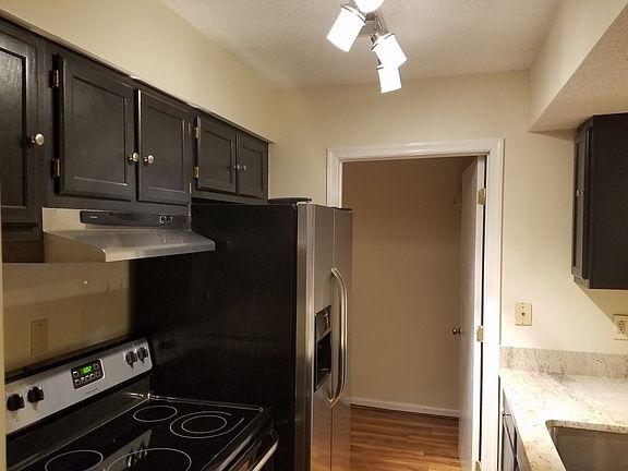 4th image of 345 E Montcastle Dr Unit D