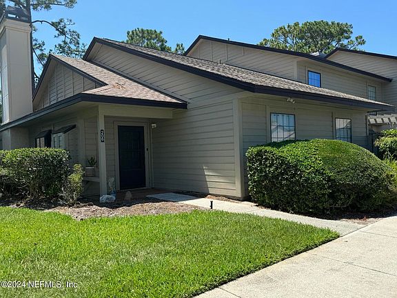2nd image of 206 CRANES LAKE Drive