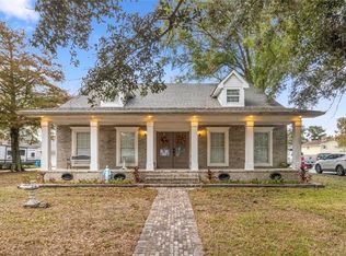 218 Oak Dr, Braithwaite, LA 70040