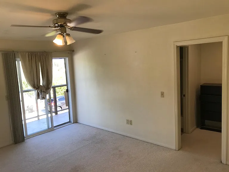 5489 Dorothy Dr — Photo 15
