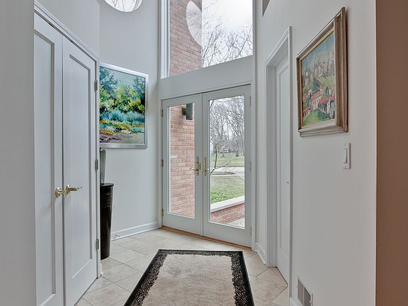 2nd image of 200 W Witchwood Ln