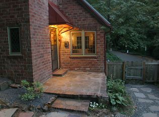 4008 NW Thurman St, Portland, OR 97210