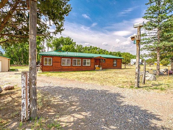 3rd image of 392 Toquima Drive