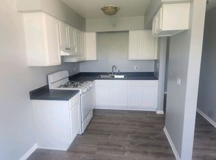 3819 Warren Ave APT 303, Bellwood, IL 60104