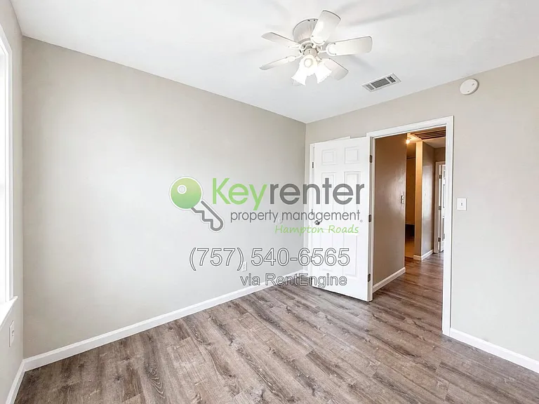 810 Huntly Dr — Photo 24