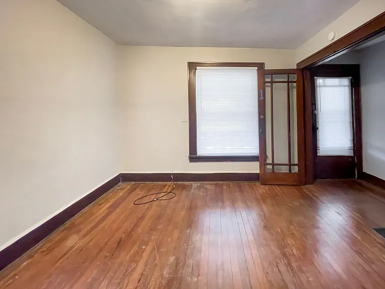 1405 W Jackson St — Photo 35