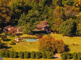 958 Catfish Ln, Pottstown, PA 19465