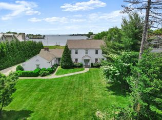 17 Nawthorne Rd, Old Greenwich, CT 06870