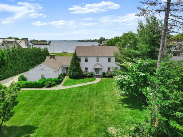 17 Nawthorne Rd, Old Greenwich, CT 06870