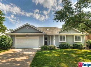 15122 Emmet St, Omaha, NE 68116