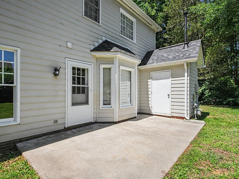 8630 Morgan Run Ct — Photo 24
