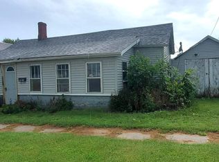 1418 14th St, Eldora, IA 50627