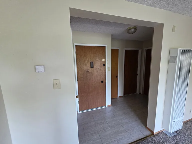 2201-2221 Princeton Dr — Photo 14