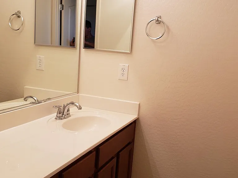 2099 S Martingale Rd — Photo 34