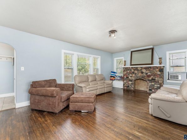 sioux-falls-south-dakota-85818630 picture