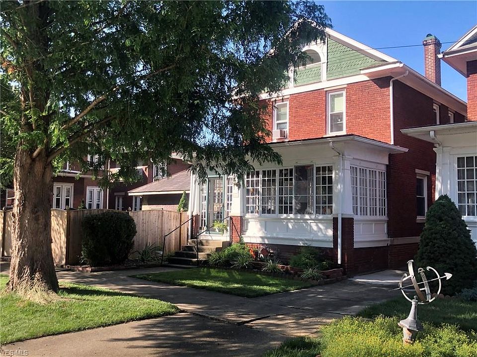 1st image of 803 4th St