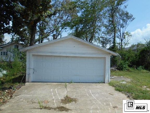 4th image of 1207 Saint John Dr